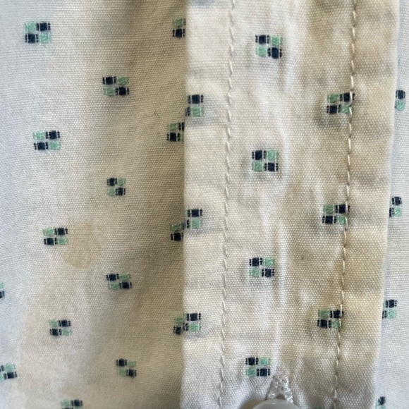 Old Navy White w Stitched Print Long Sleeve Button Up Shirt - Picture 5 of 9